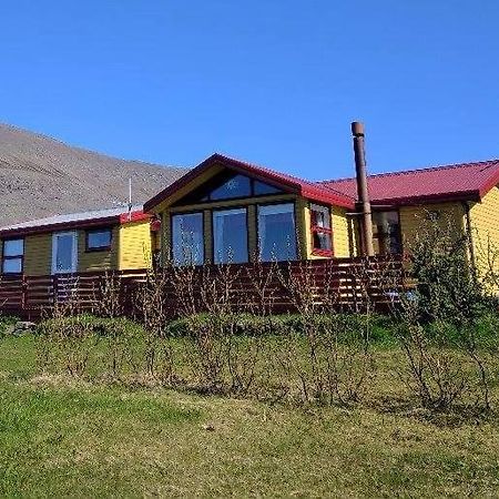 Gemlufall Guesthouse Thingeyri Esterno foto